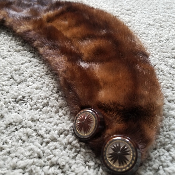 Vintage Real Mink Fur Collar with Button Closure - Picture 7 of 11